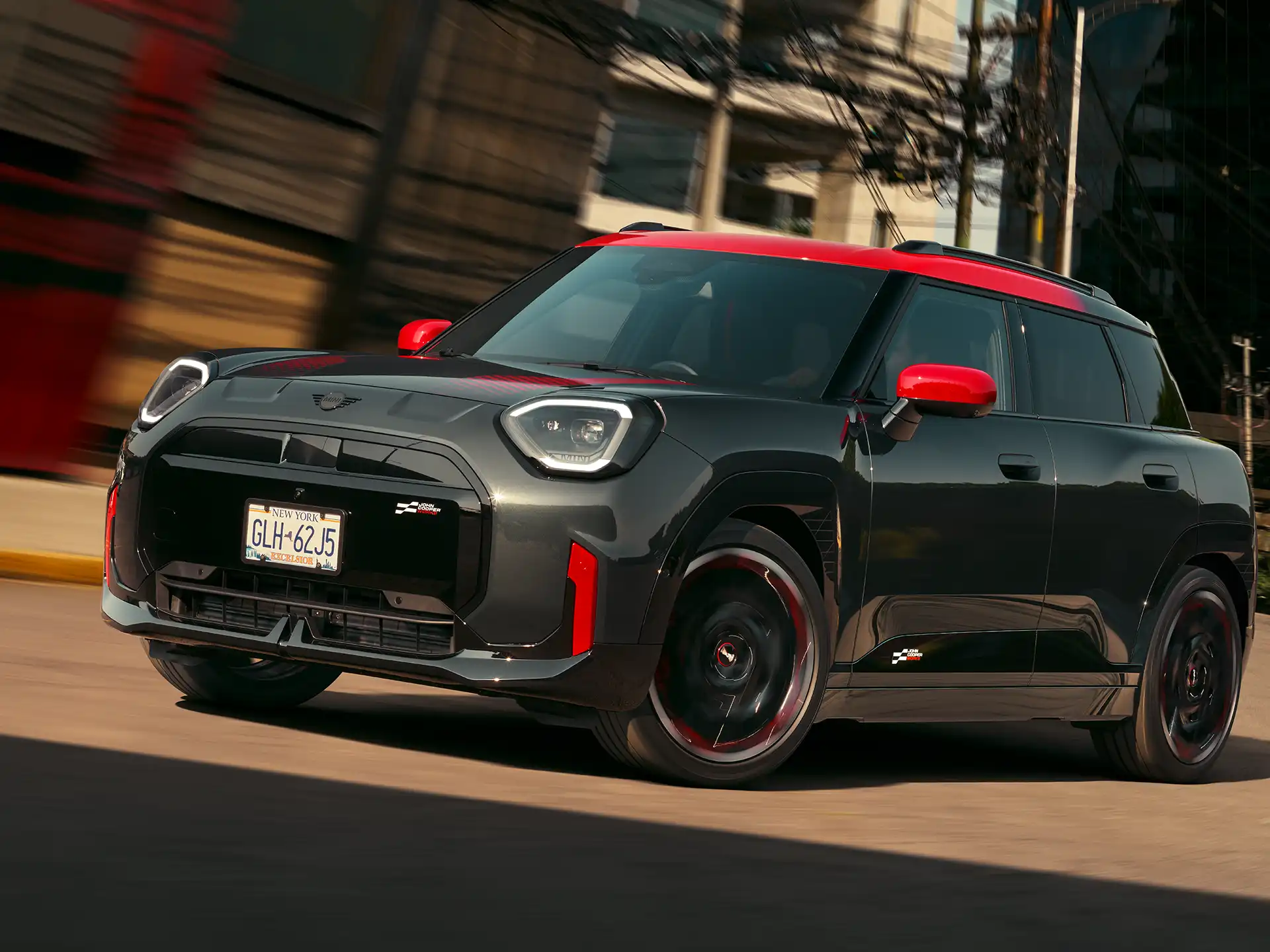 MINI John Cooper Works - J05 JCW set fra siden